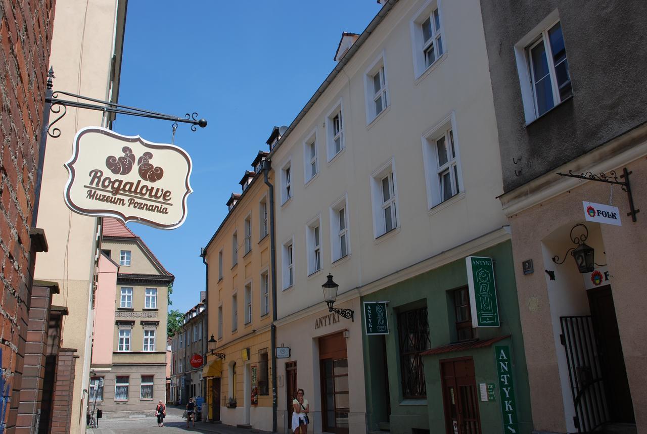 Folk Hostel Poznań Esterno foto