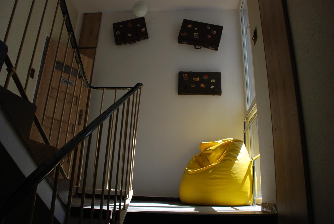 Folk Hostel Poznań Esterno foto