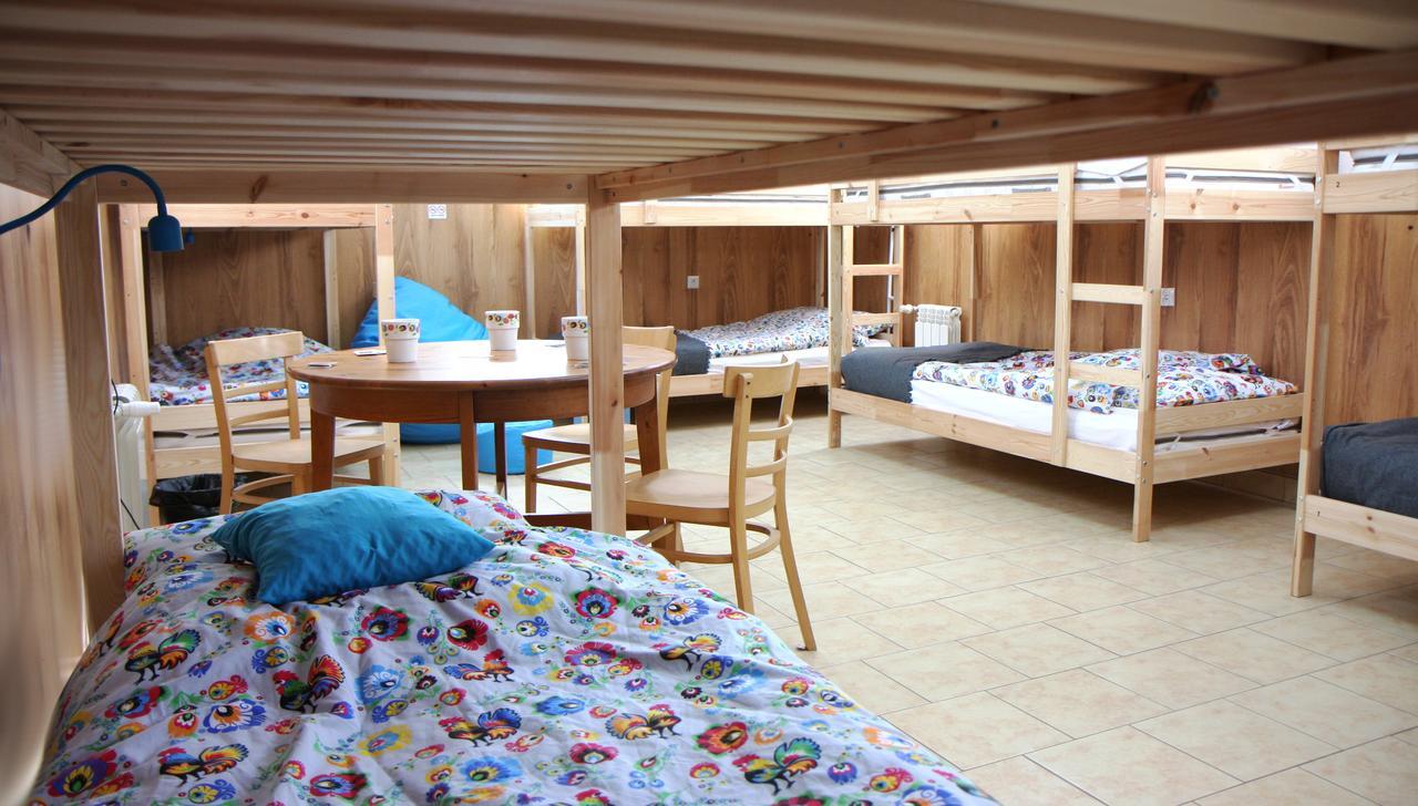 Folk Hostel Poznań Esterno foto